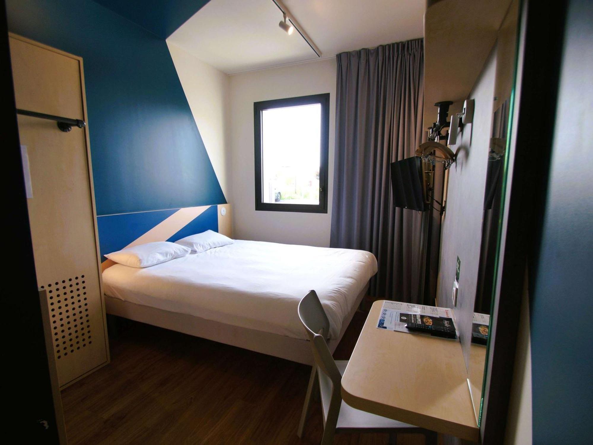 Ibis Budget Loudeac Velodrome Esterno foto