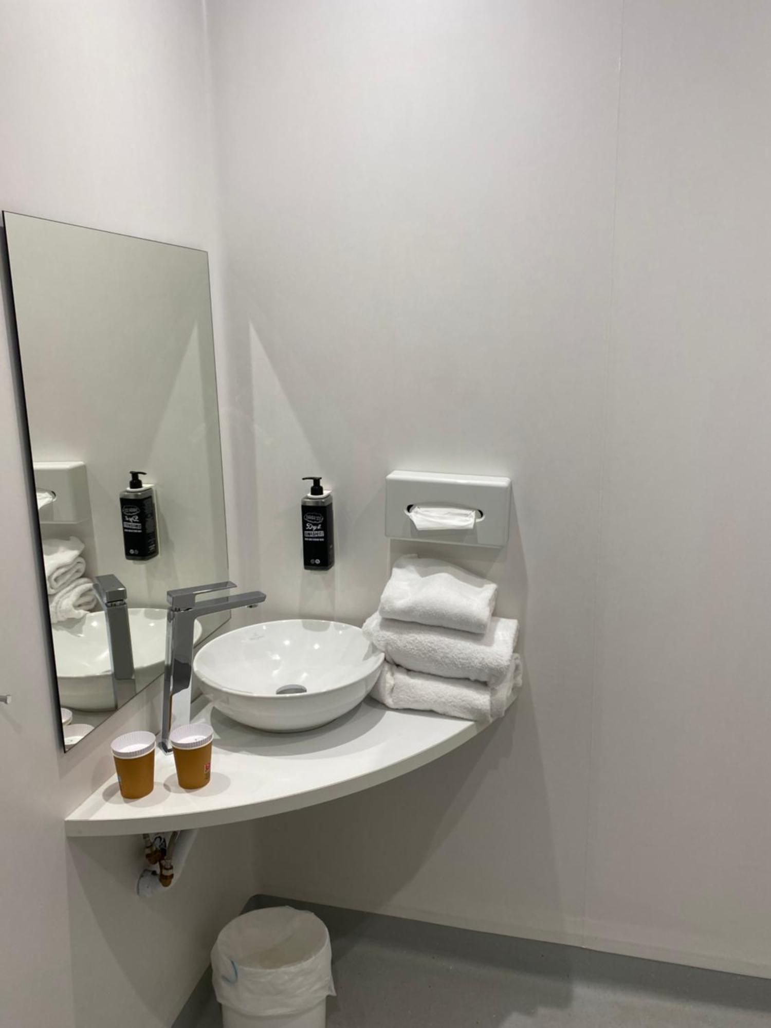Ibis Budget Loudeac Velodrome Esterno foto