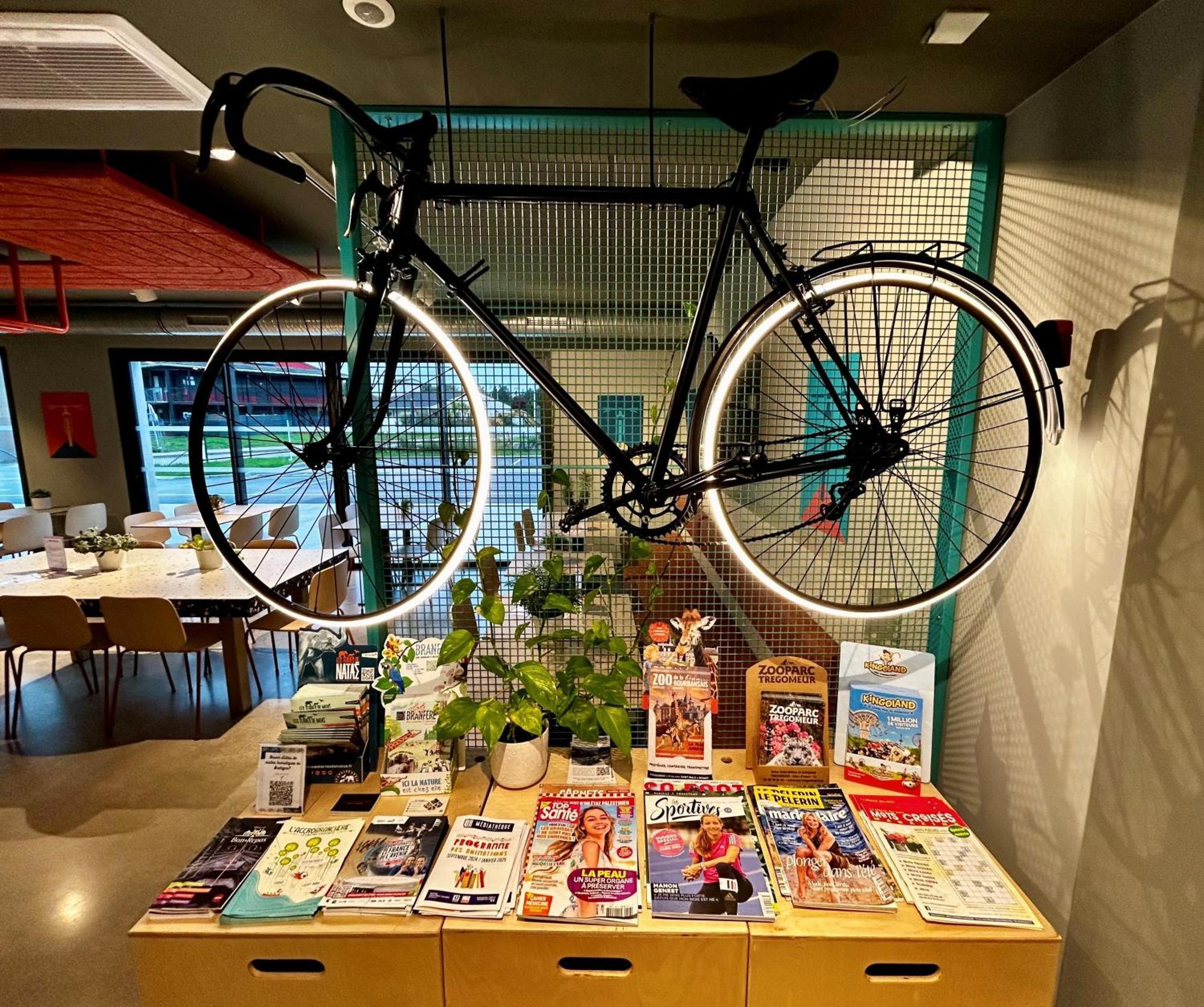 Ibis Budget Loudeac Velodrome Esterno foto